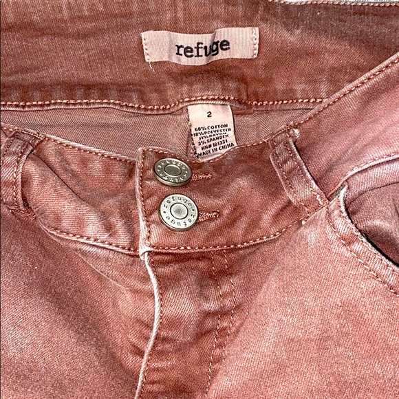 Refuge Ripped capris jeans - Picture 4 of 6